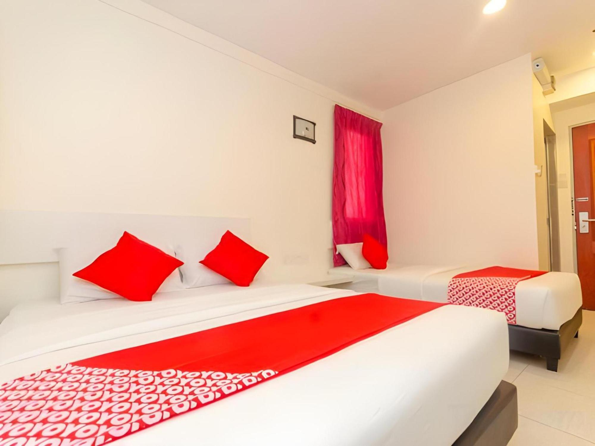 Skudai Hotel Exterior photo