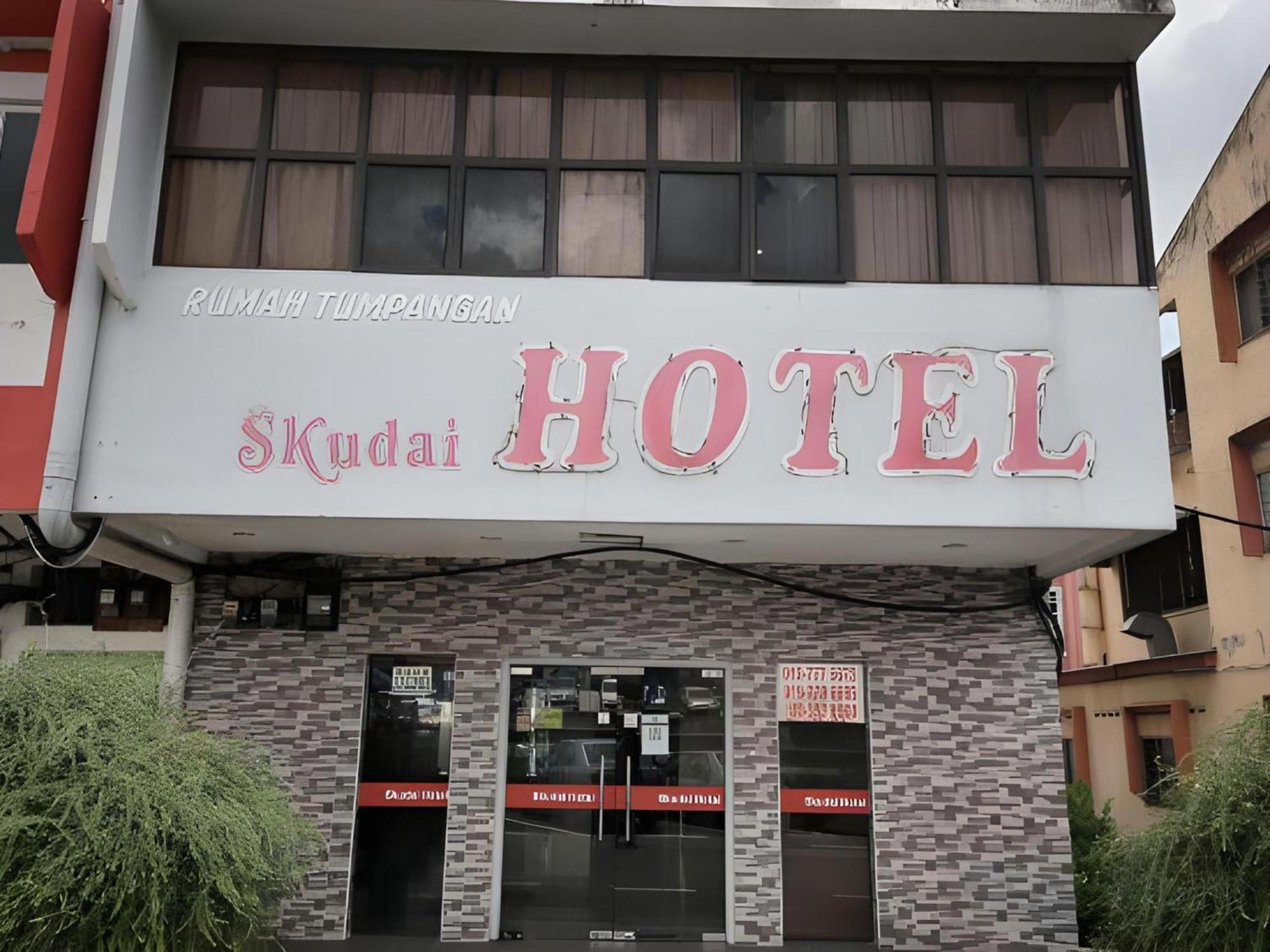 Skudai Hotel Exterior photo